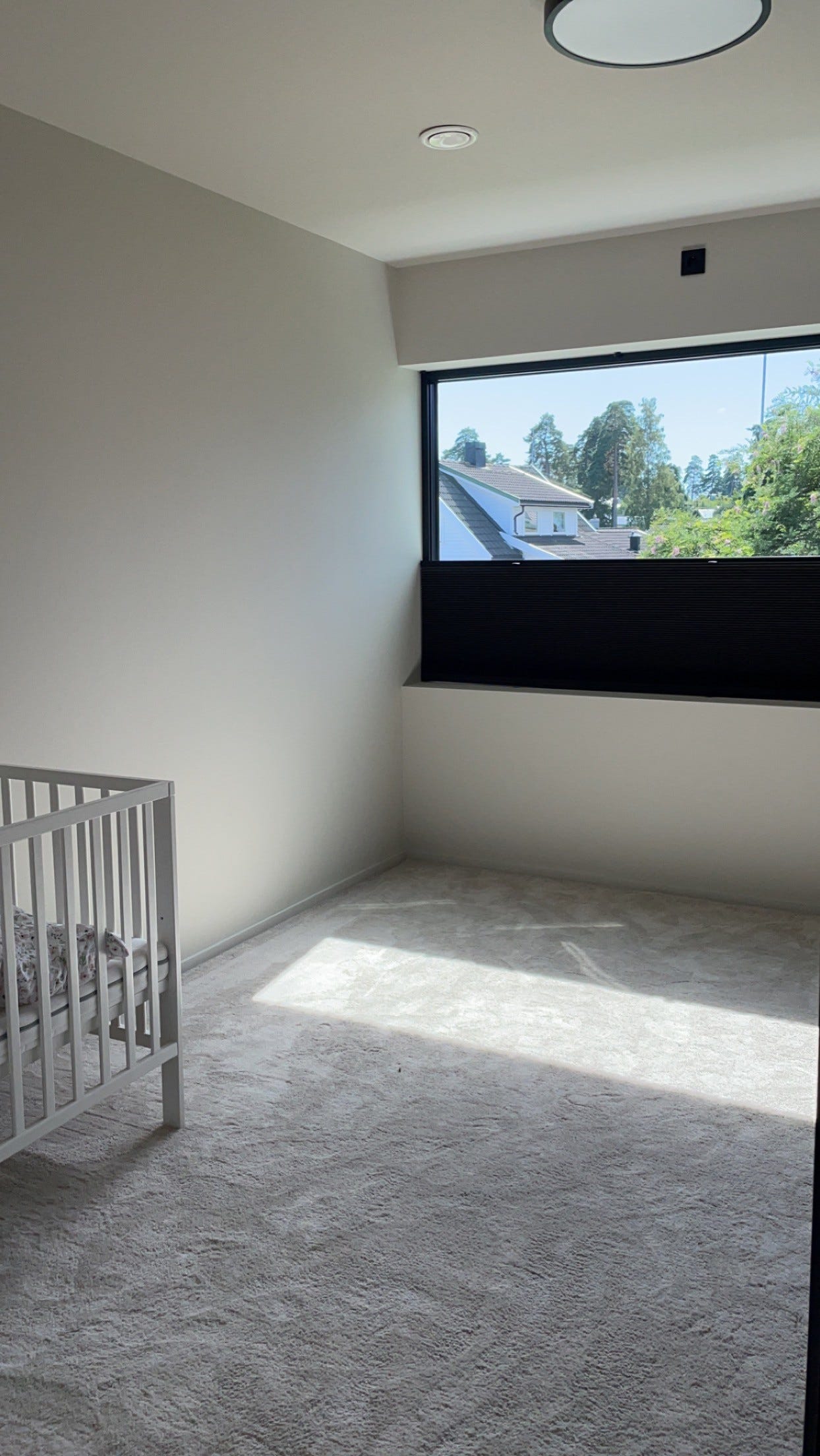 Soverom 1 i 2.etg. Utstyrt med sprinkelseng og luftmadrass Galleribilde