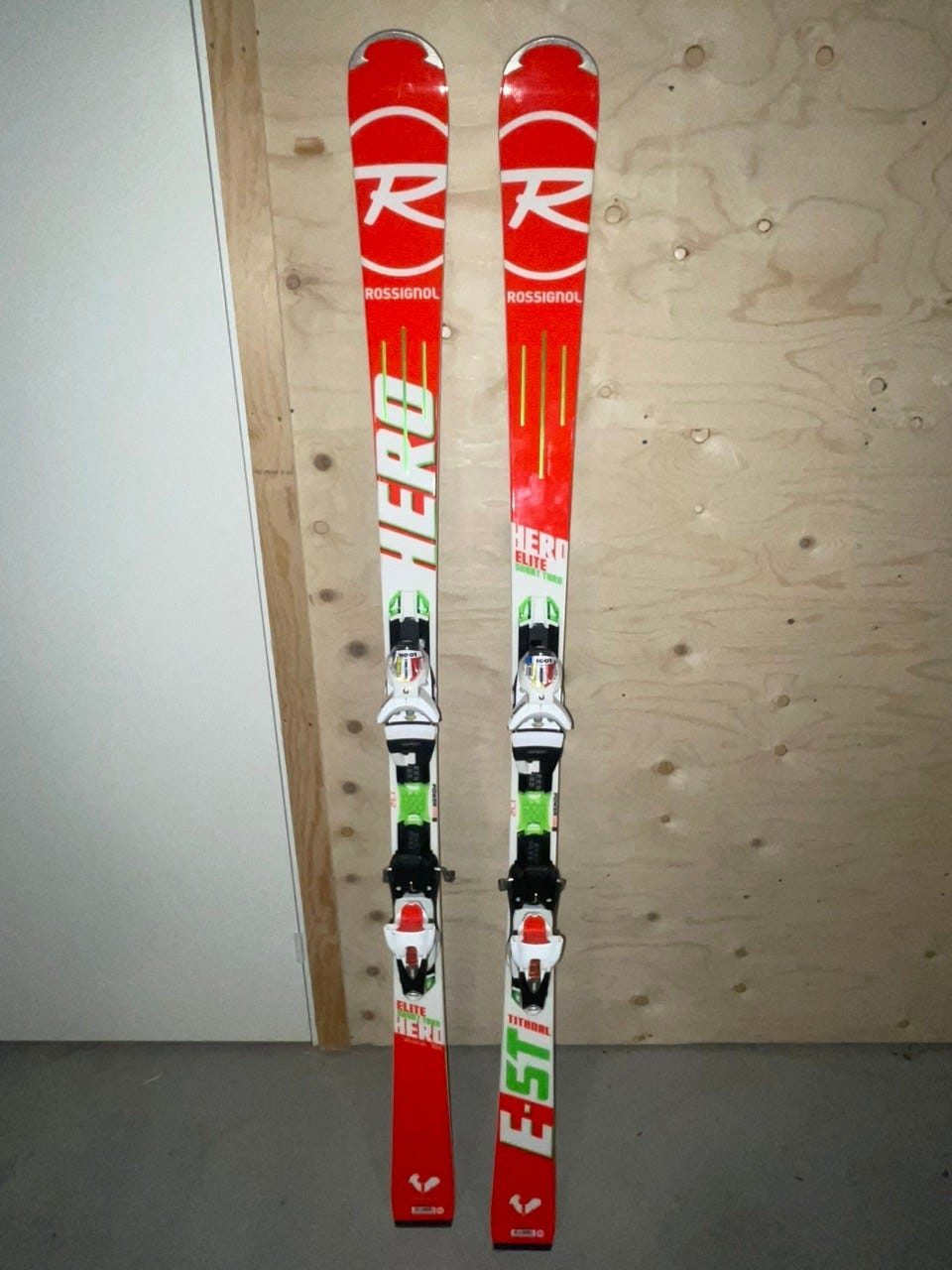 Rossignol Hero Elite Short turn slalomski FINN