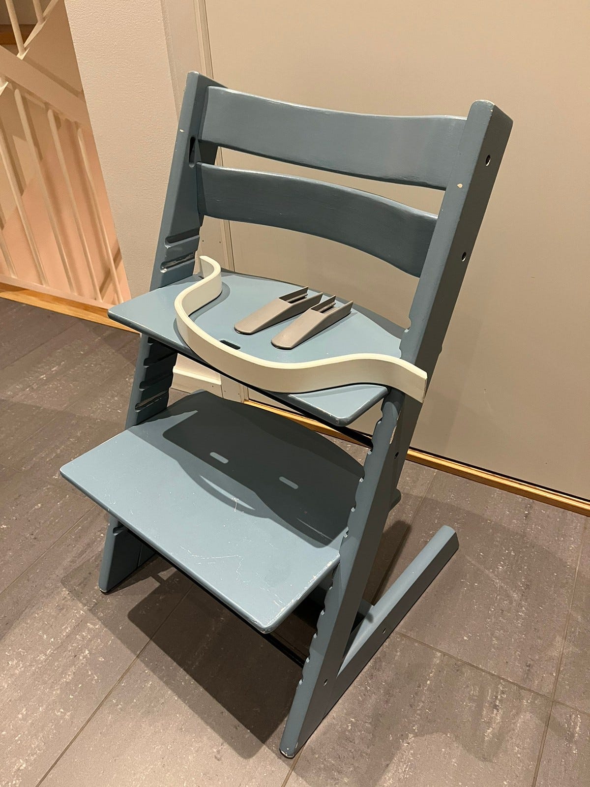 stokke tripp trapp stol, trebøyle Tripp trapp og Tripp trapp extended