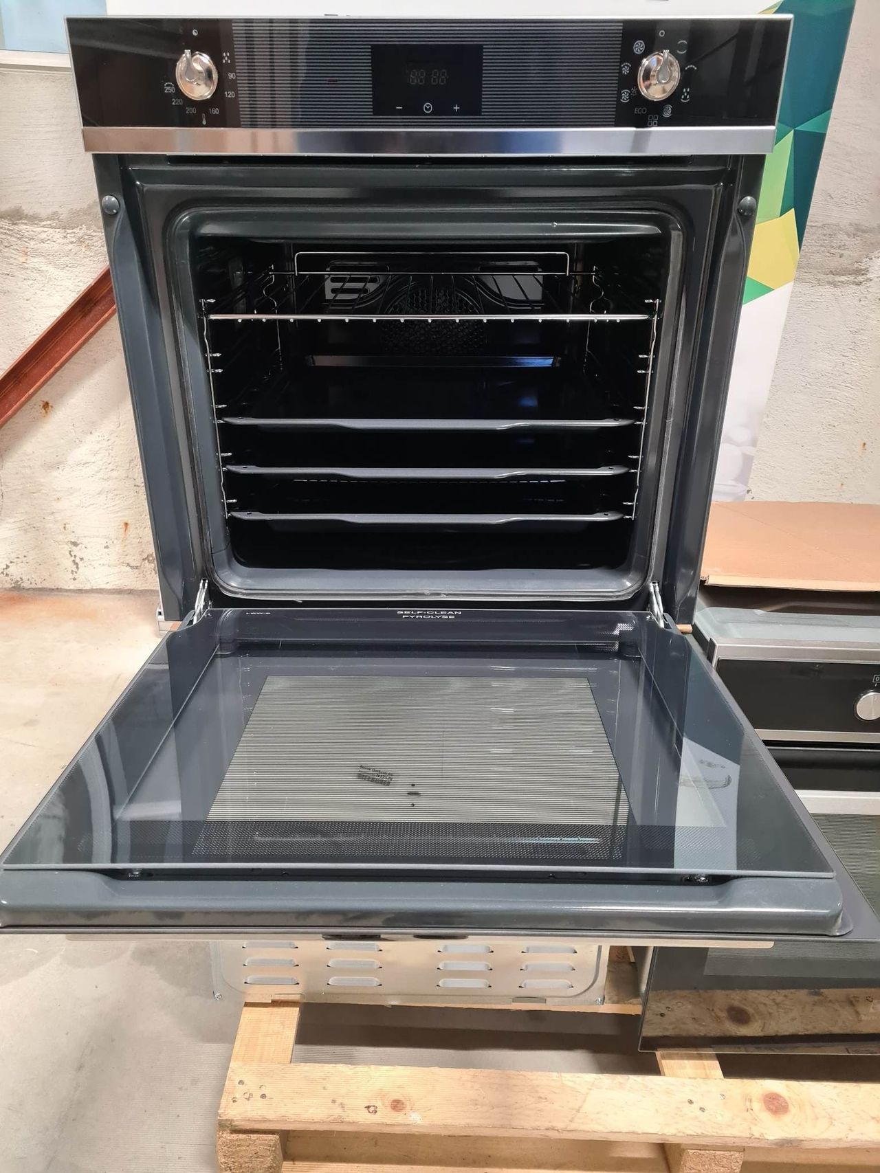 Smeg linea sf6100tvn1 best sale