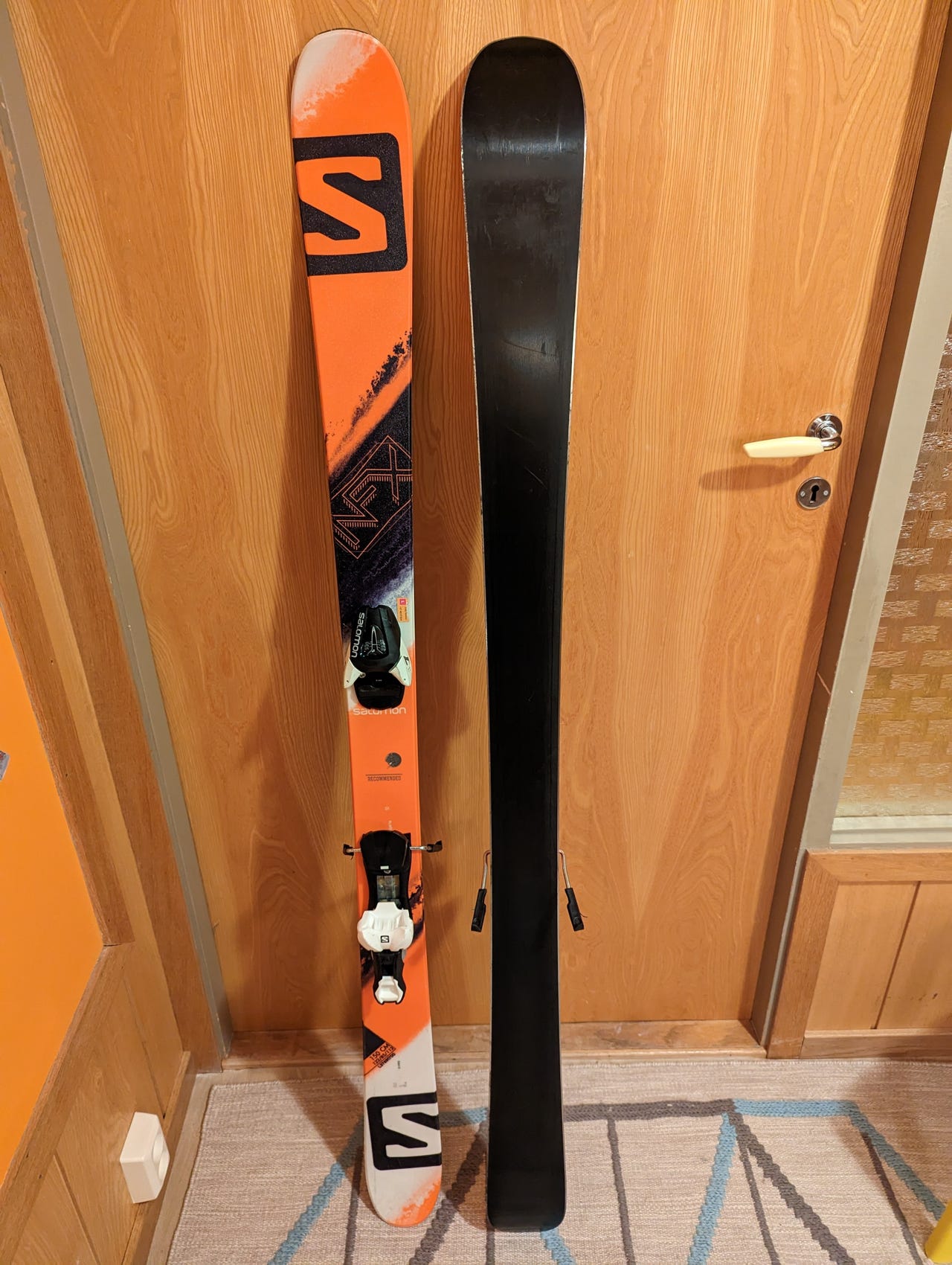 Slalomski m/binding 150cm, twintip, Salomon NFX jr. FINN
