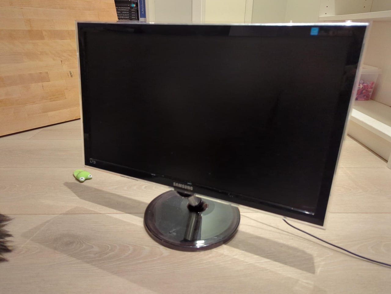 Samsung SyncMaster PX2370 FINN