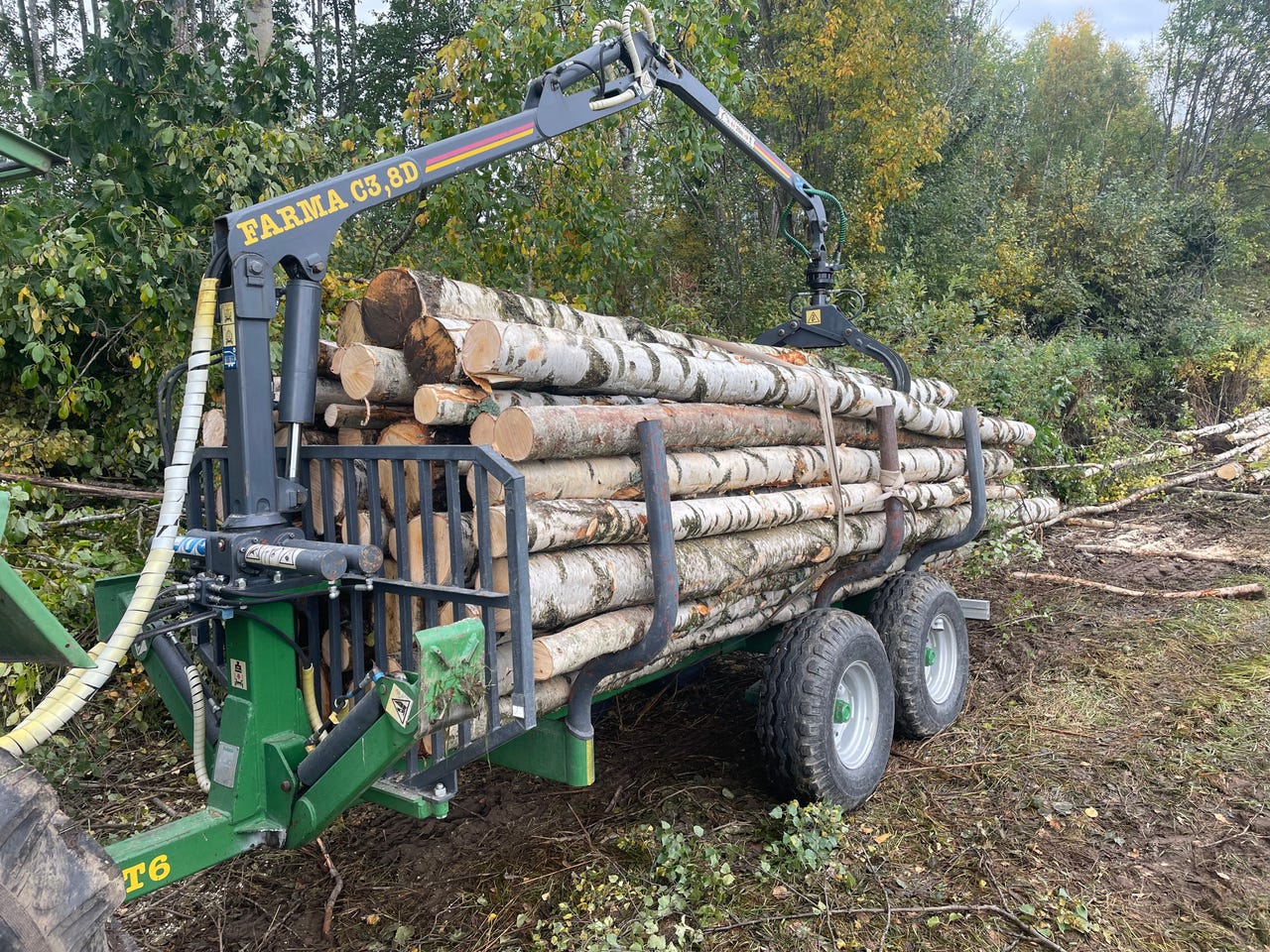 Farma T6 T mmerhenger Med 3 8 Meter Kran 2011 Mod Mva Fri FINN Torget farma-t6-t-mmerhenger-med-3-8-meter-kran-2011-mod-mva-fri-finn-torget