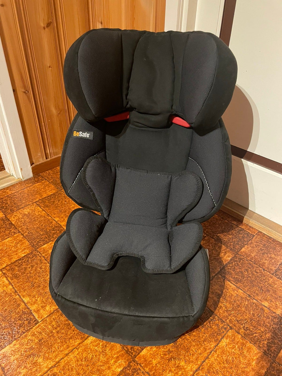 BeSafe barnesete FINN