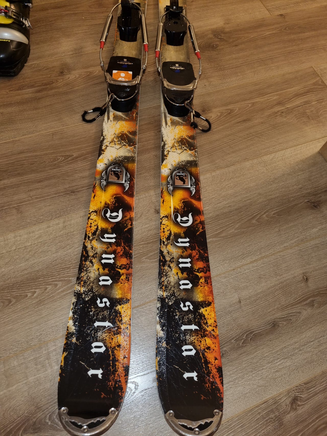 Telemark ski pakke. Dynastar sultan ski med Cobra binding FINN