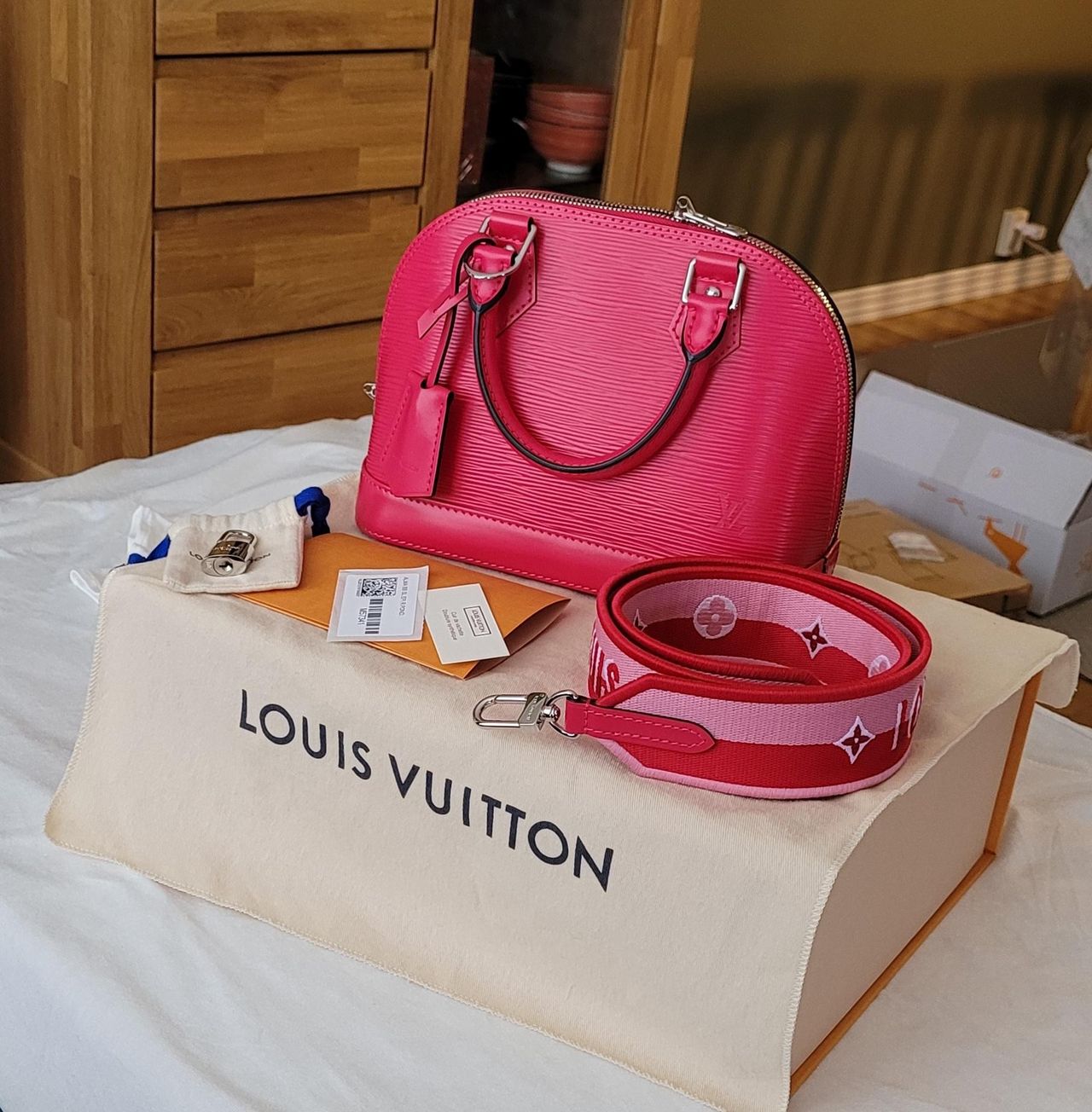 Louis vuitton alma deals bb pris