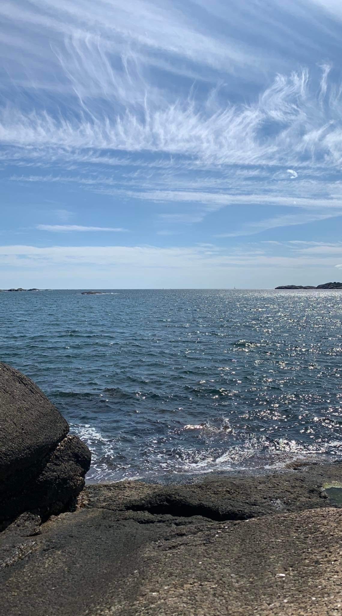 Kyststien, 8 minutters gange fra hytta Galleribilde