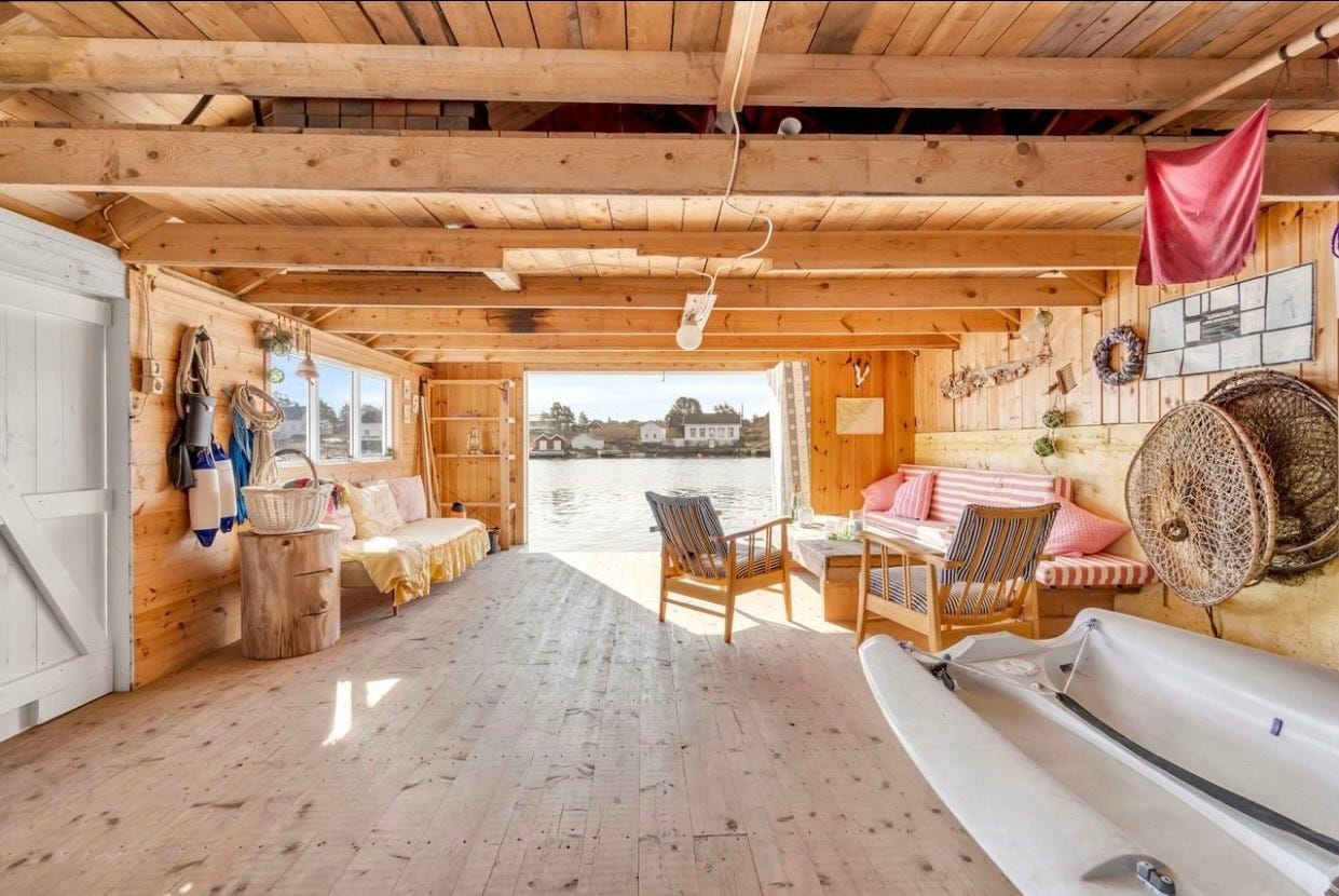 God plass i båthuset Galleribilde