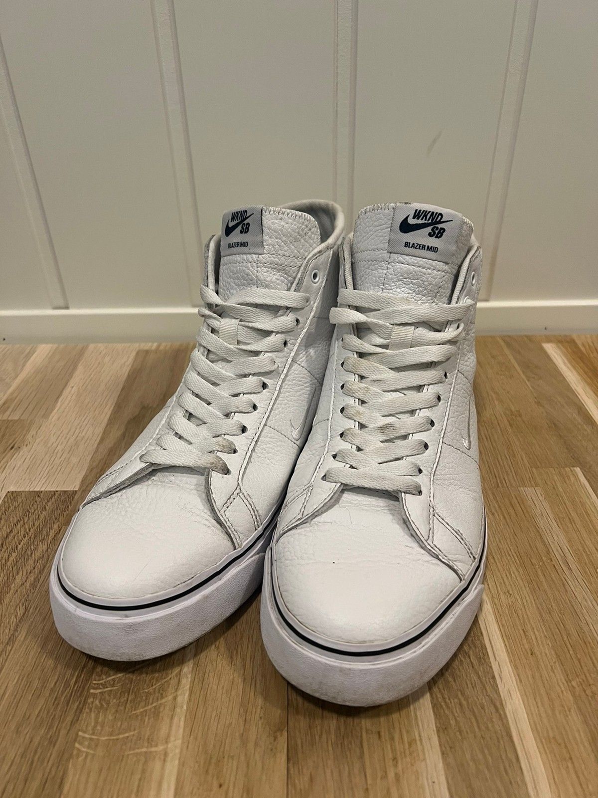 Nike wknd blazer top