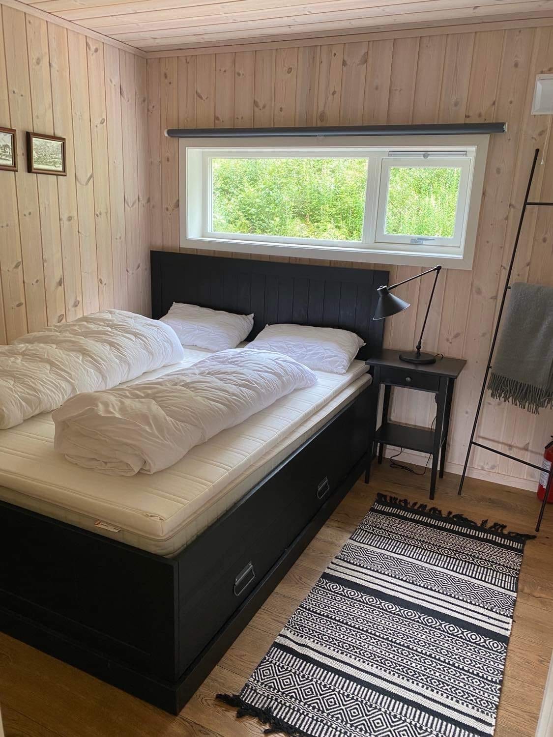 Double bed 160x200 cm Galleribilde