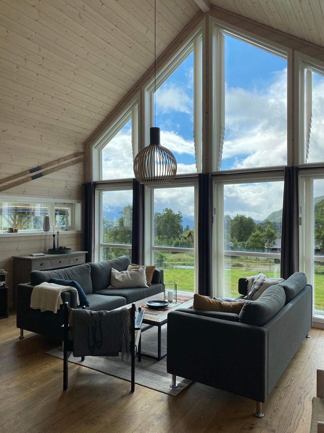 Main living room Galleribilde