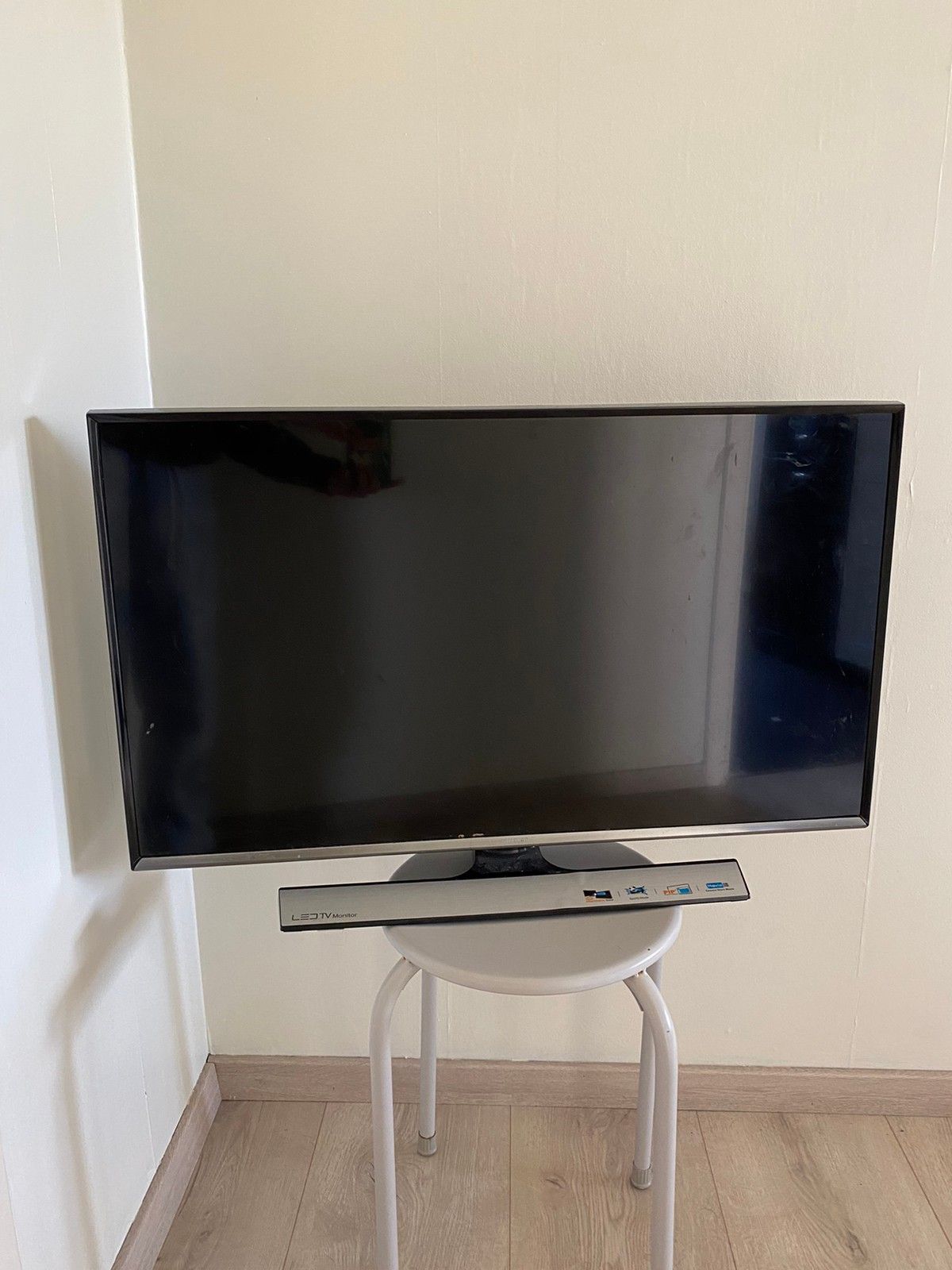 samsung-32-tommer-full-hd-tv-pc-skjerm-finn-torget