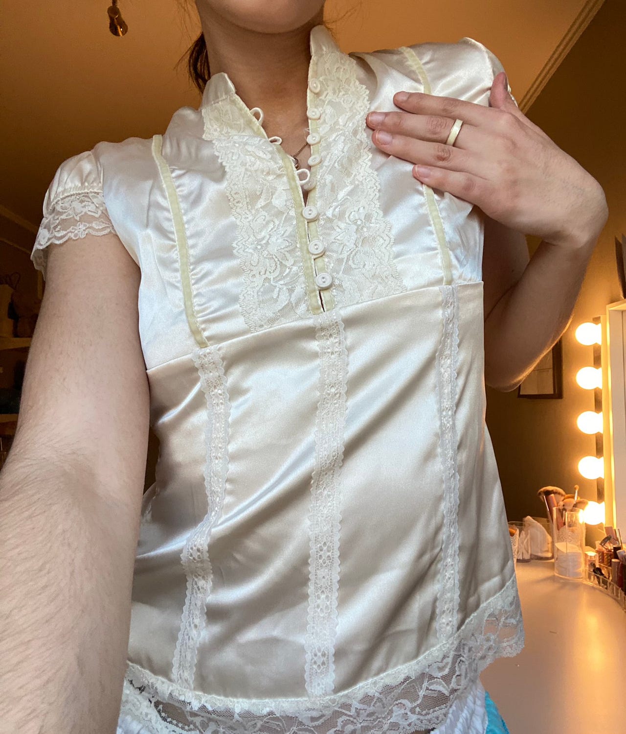 Vintagebluse - 175 Blomsterborder, str L