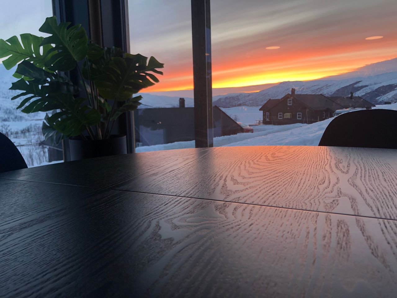 Flott, ny hytte på Garslia – Eidfjord – nøkkelferdig og møblert visningshytte kommer for salg!
