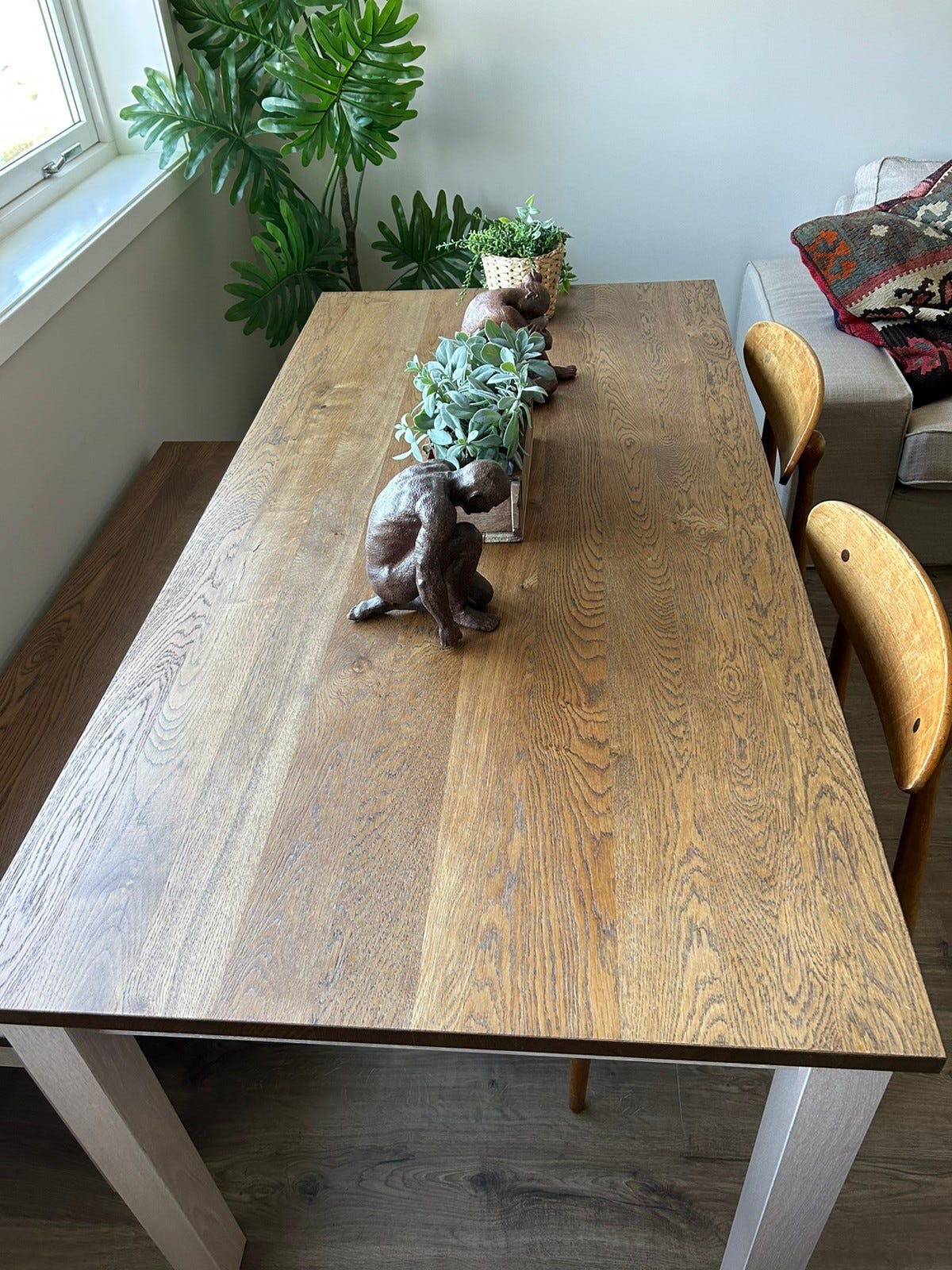 Pent spisebord fra IKEA Kejsarkrona med tilhørende benk FINN