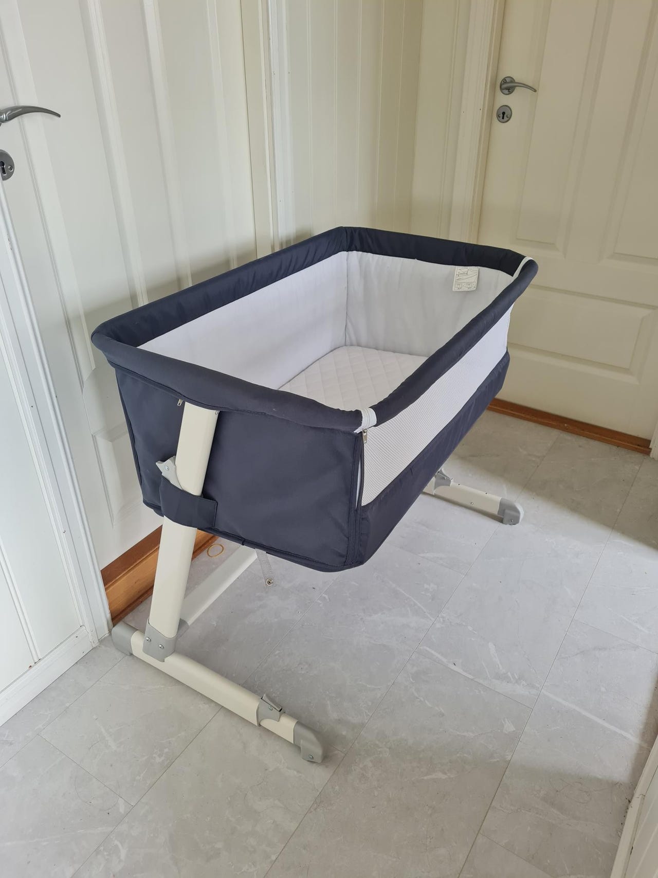 Bedside crib Titanium baby FINN