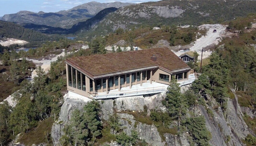 Slottet - flott restaurant og utsikt - 10min gåtur/3min kjøretur unna Galleribilde