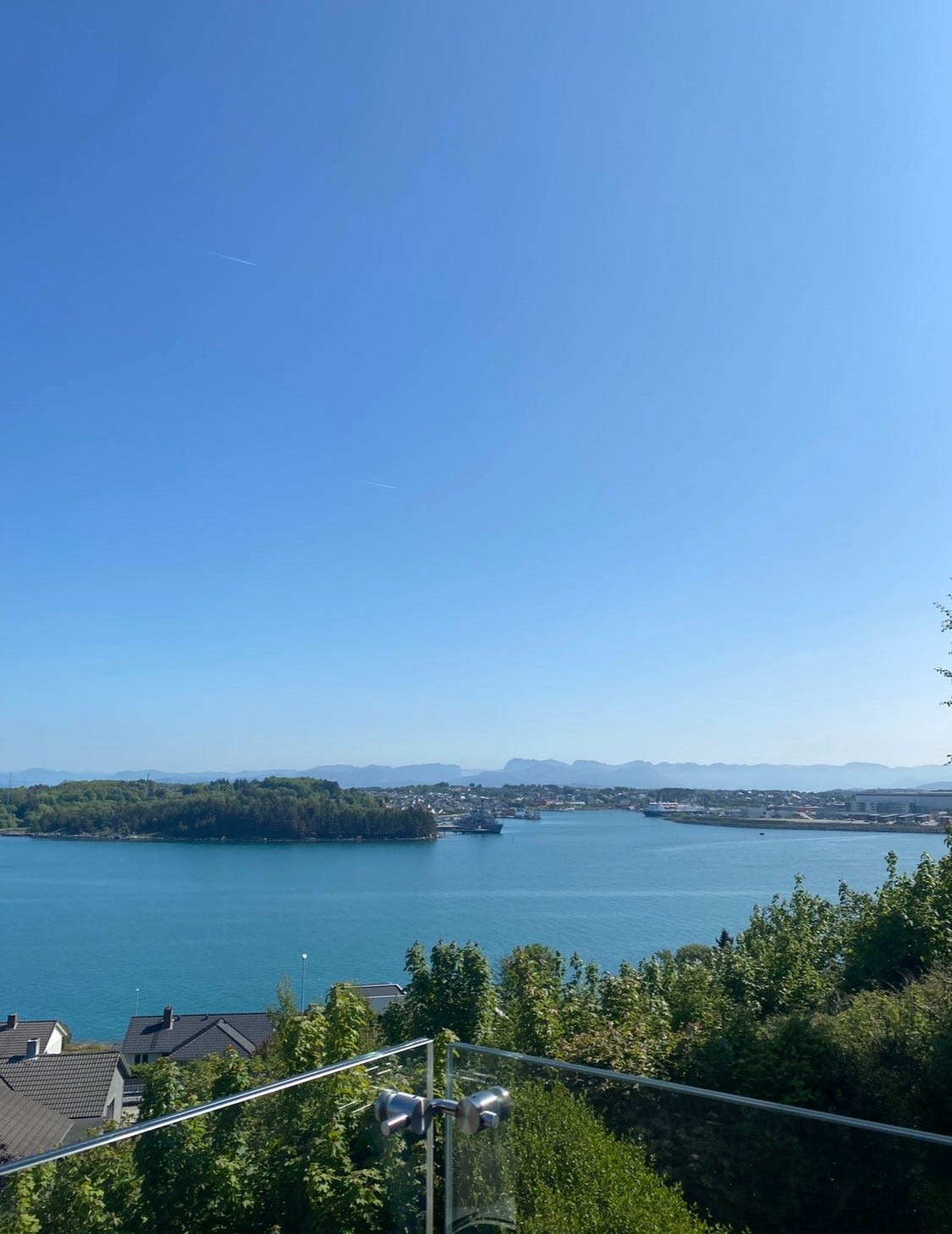 Utsikt mot ryfylkefjellene Galleribilde