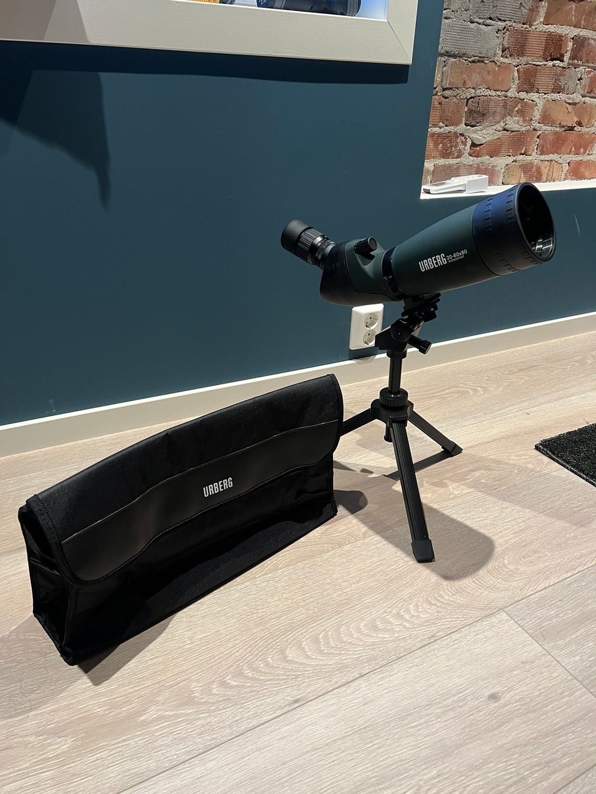 URBERG Skandinavien 2060x80 Spotting Scope FINN