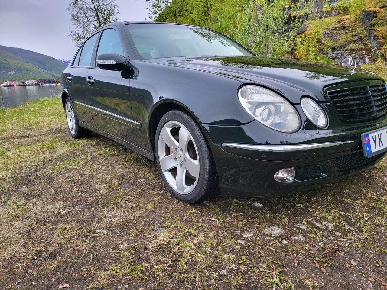 Bruktbil Til Salgs Mercedes Benz E Klasse Svart Hk