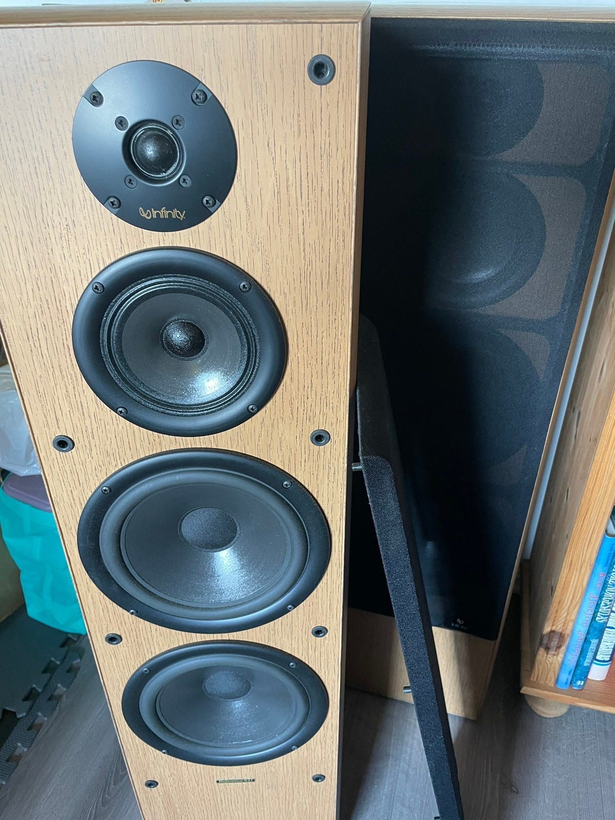 INFINITY Reference 41i スピーカー