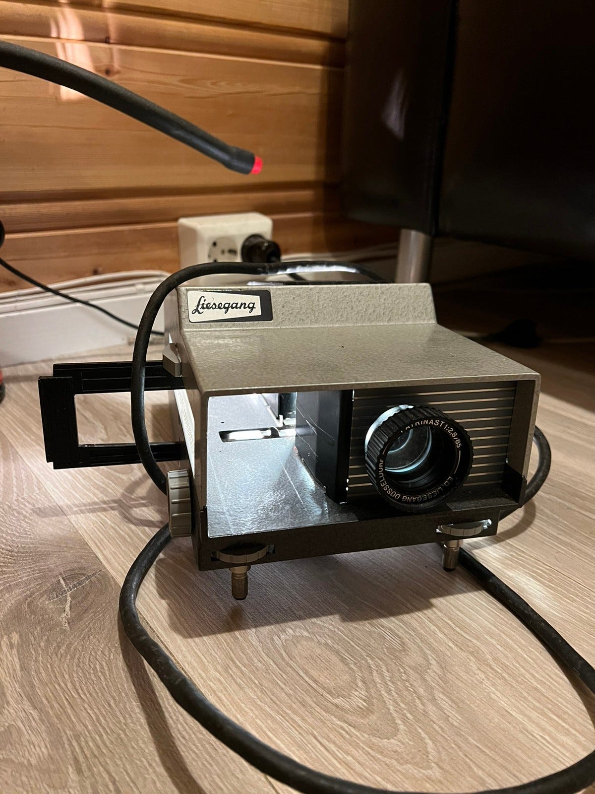 LIESEGANG SL 164 Adaptateur PC ancien pour Retro Projecteur EUR 299,90 - FR