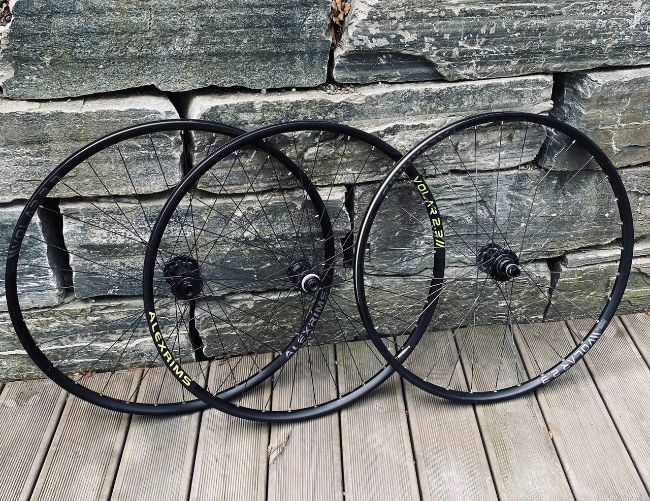 Cerchio Alex Volar 2.1 700c Per Ghiaia E Ciclocross: 28 Fori, Freno A Disco, Nero - Foto 2