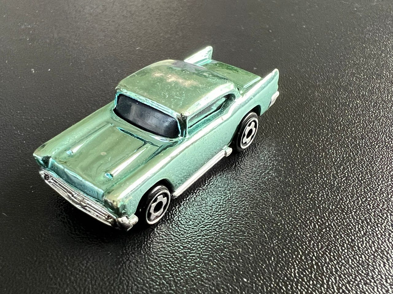 1976 Hot Wheels - 57 Chevy Impala - Micro Chroma Race | FINN-torget