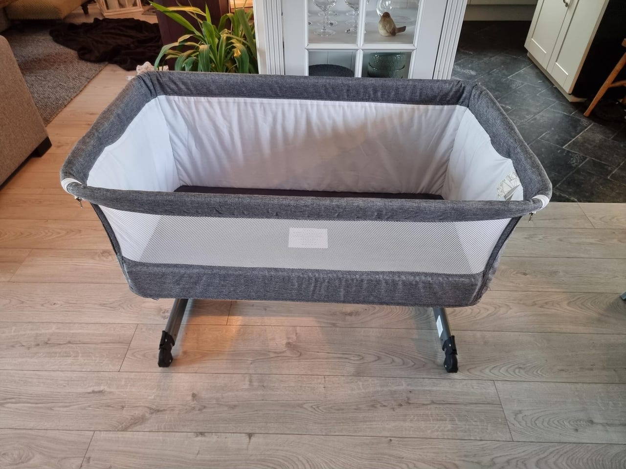 Titanium Bedside Crib FINN