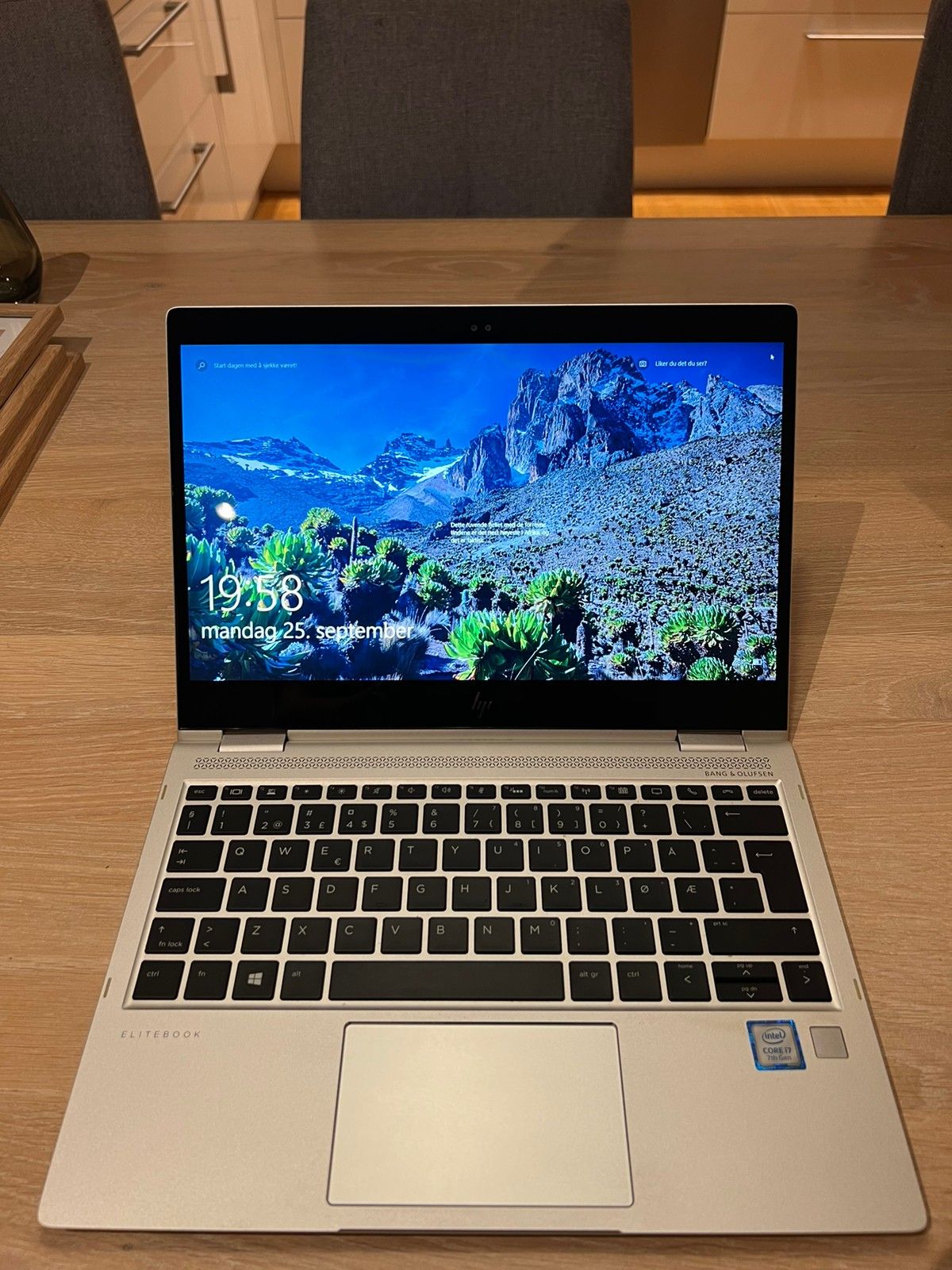 HP Elitebook x360 1020 G2 Intel HD Graphics 620 i7 7500U | FINN torget