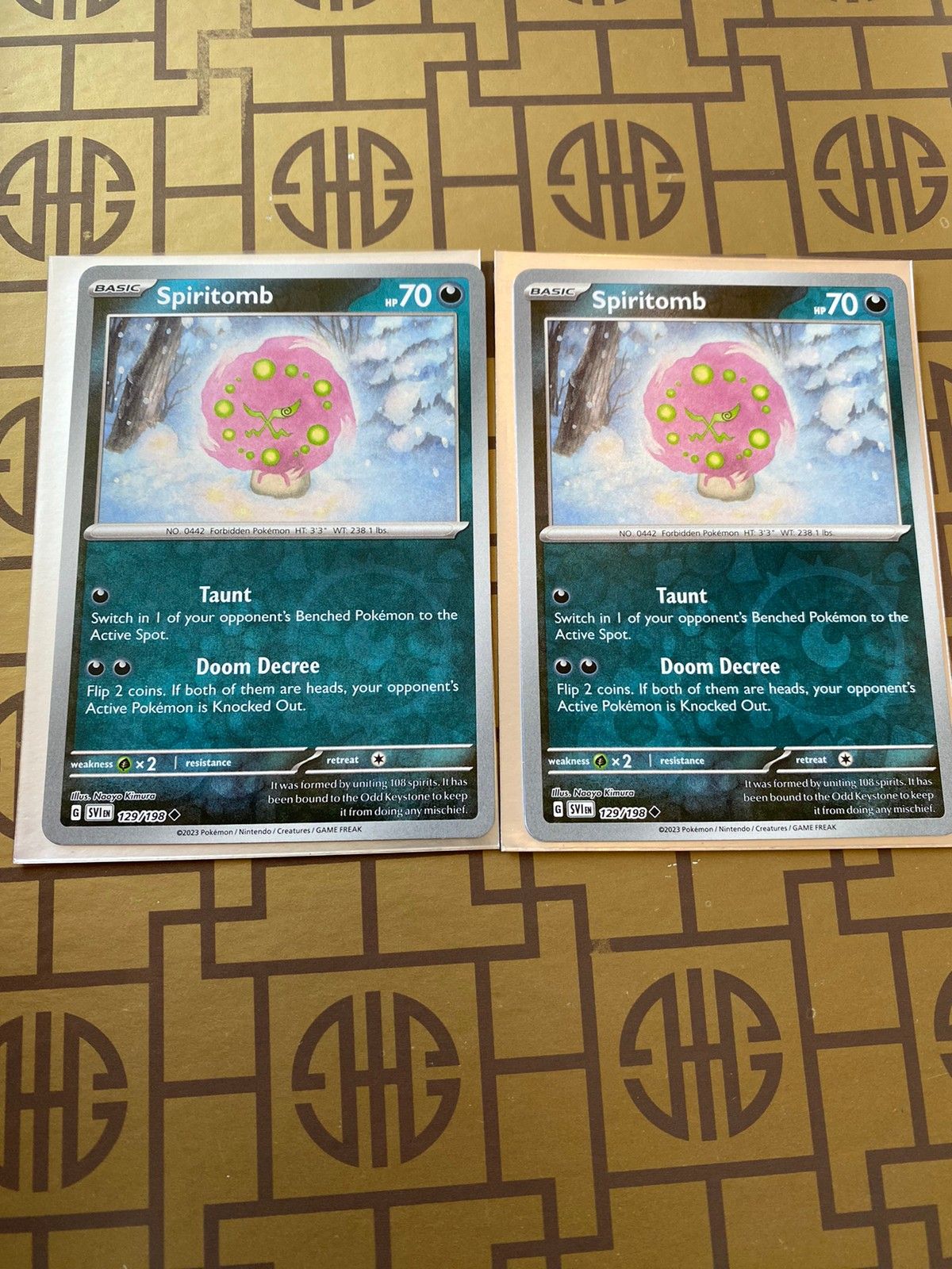 Spiritomb 129/198 Pokemon Reverse Holo 2023 Scarlet And Violet