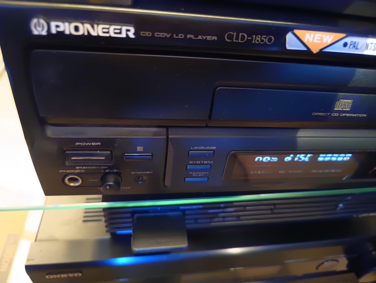 Pioneer CLD-1500 – Lecteur Laserdisc – Occasion – Avec 2 Laserdiscs – Sans Télécommande