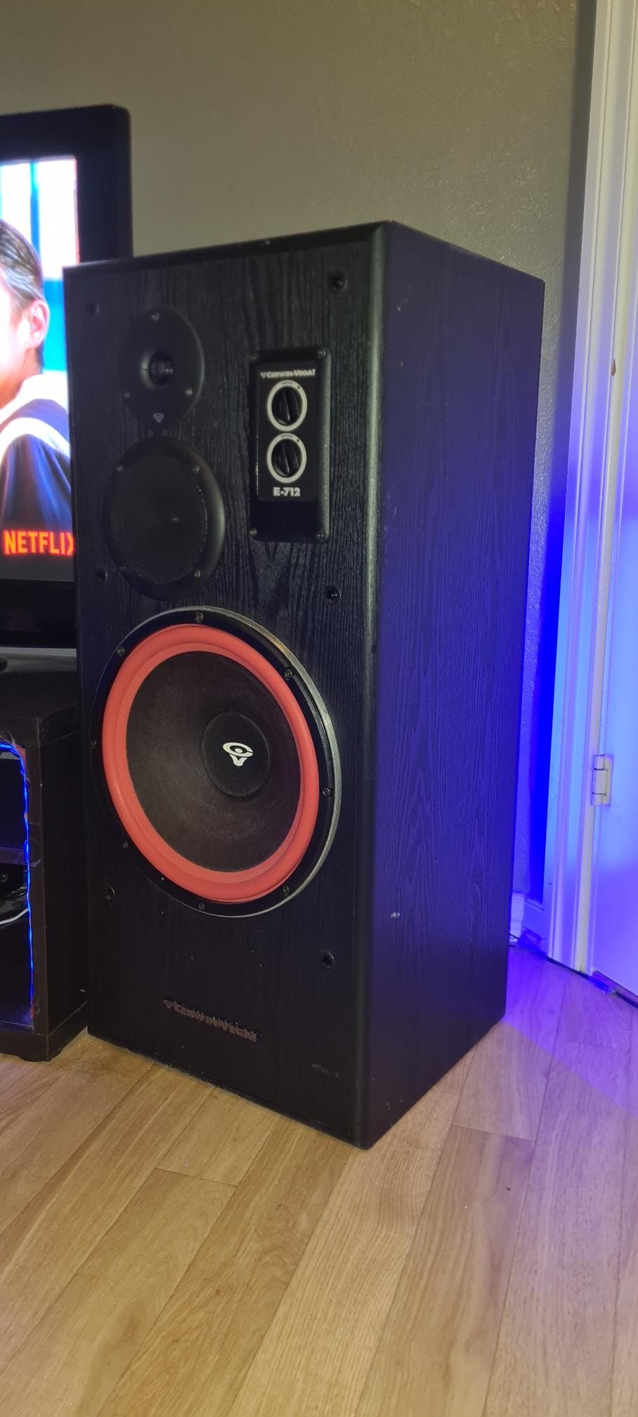 Cerwin vega e712 FINN