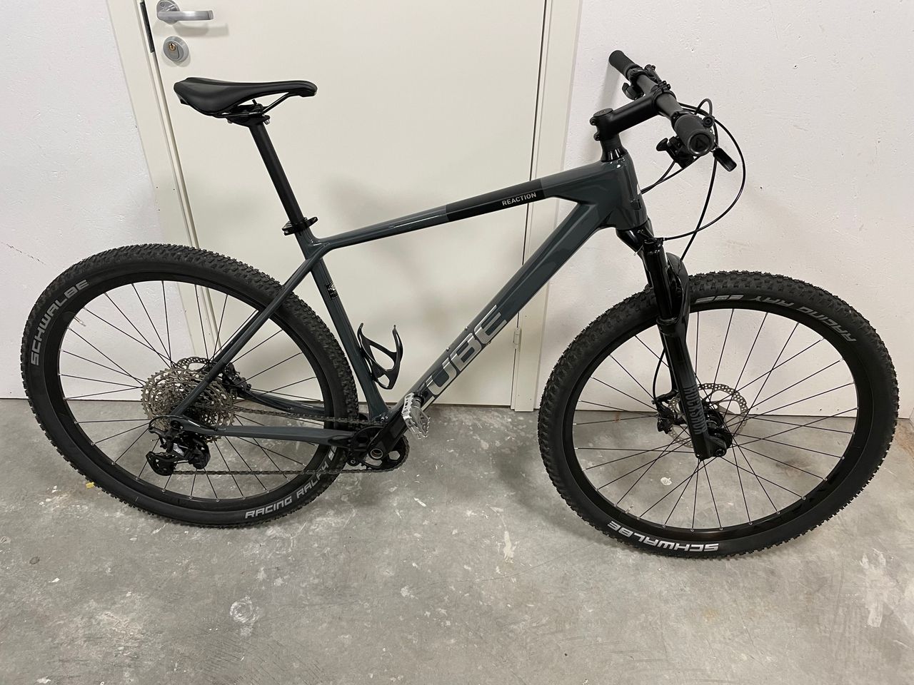 Cube reaction race online carbon