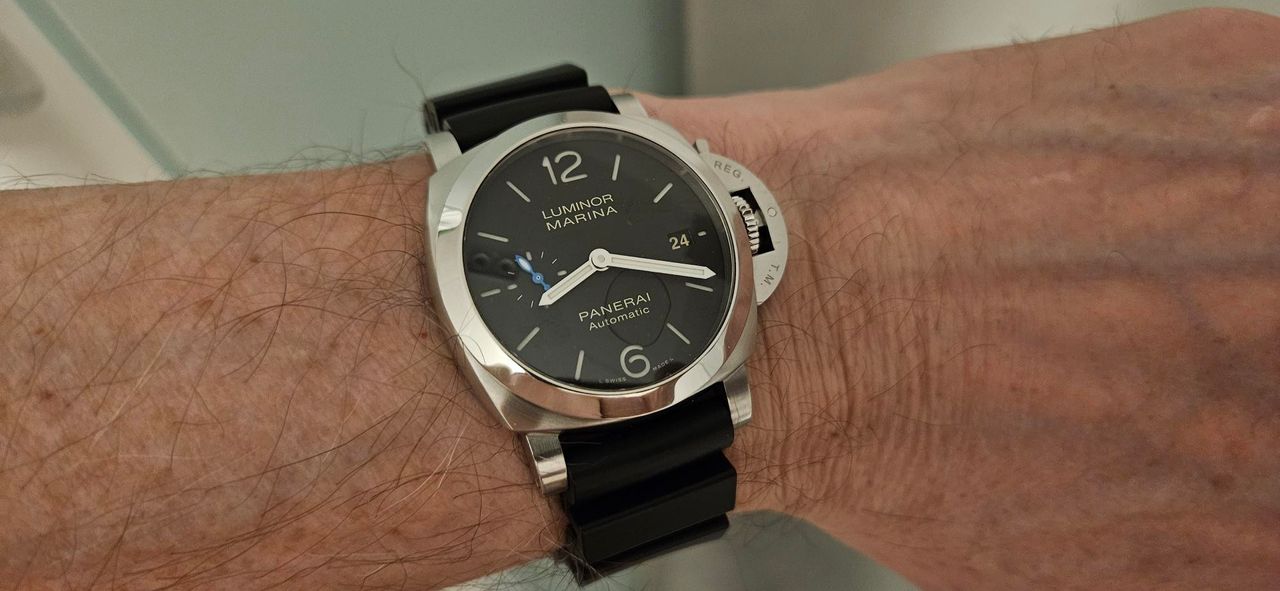 Bjerke kj pt PANERAI LUMINOR MARINA QUARANTA PAM1272 svart skive