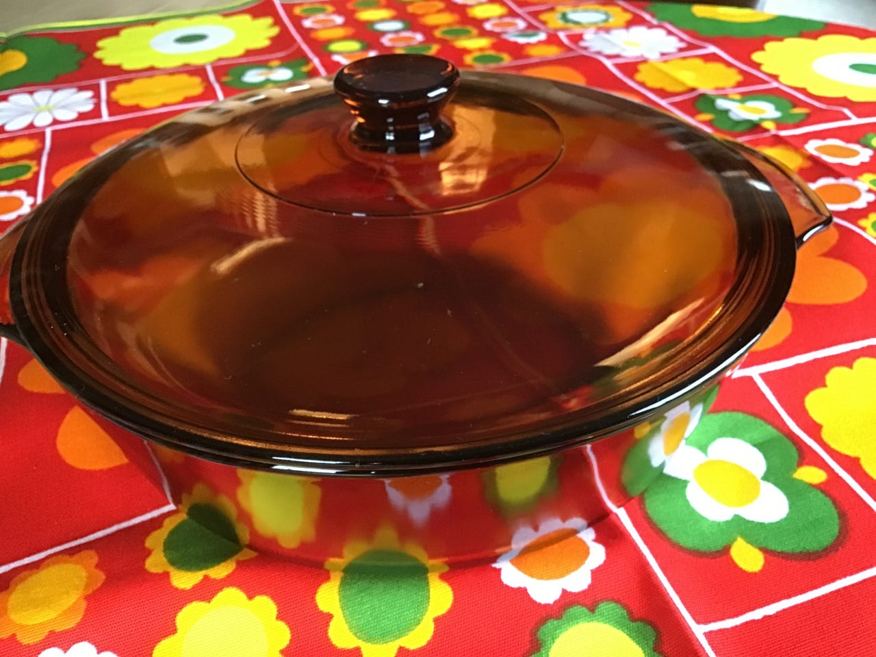 Vintage Anchor Hocking form/gryte med lokk FINN