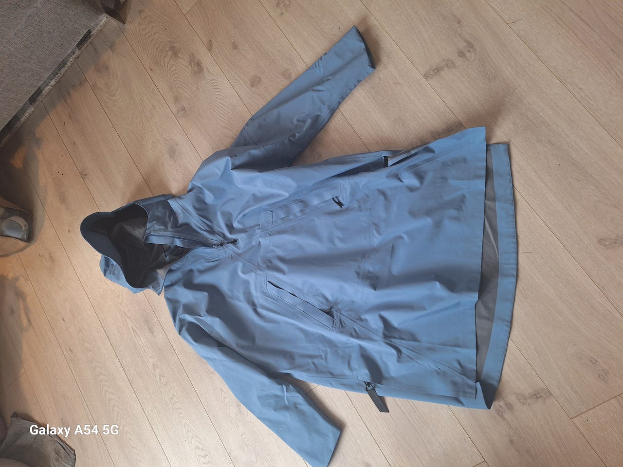 Blæst Ålesund poncho str s og caps | FINN torget