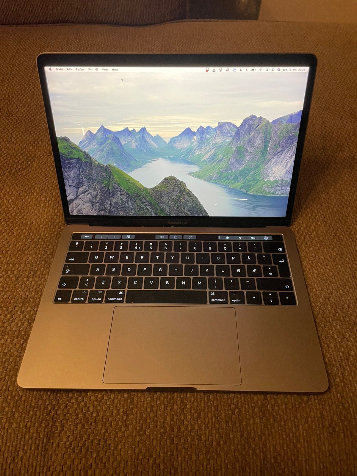 MacBook Pro Touch Bar de 13 pulgadas 2017 Modelo 3D $19 - .obj .ma .fbx