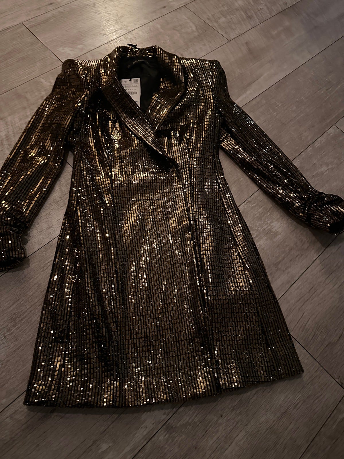 slim fit dress slacks Natalie Gold Sequin Blazer Mini Dress - US 2