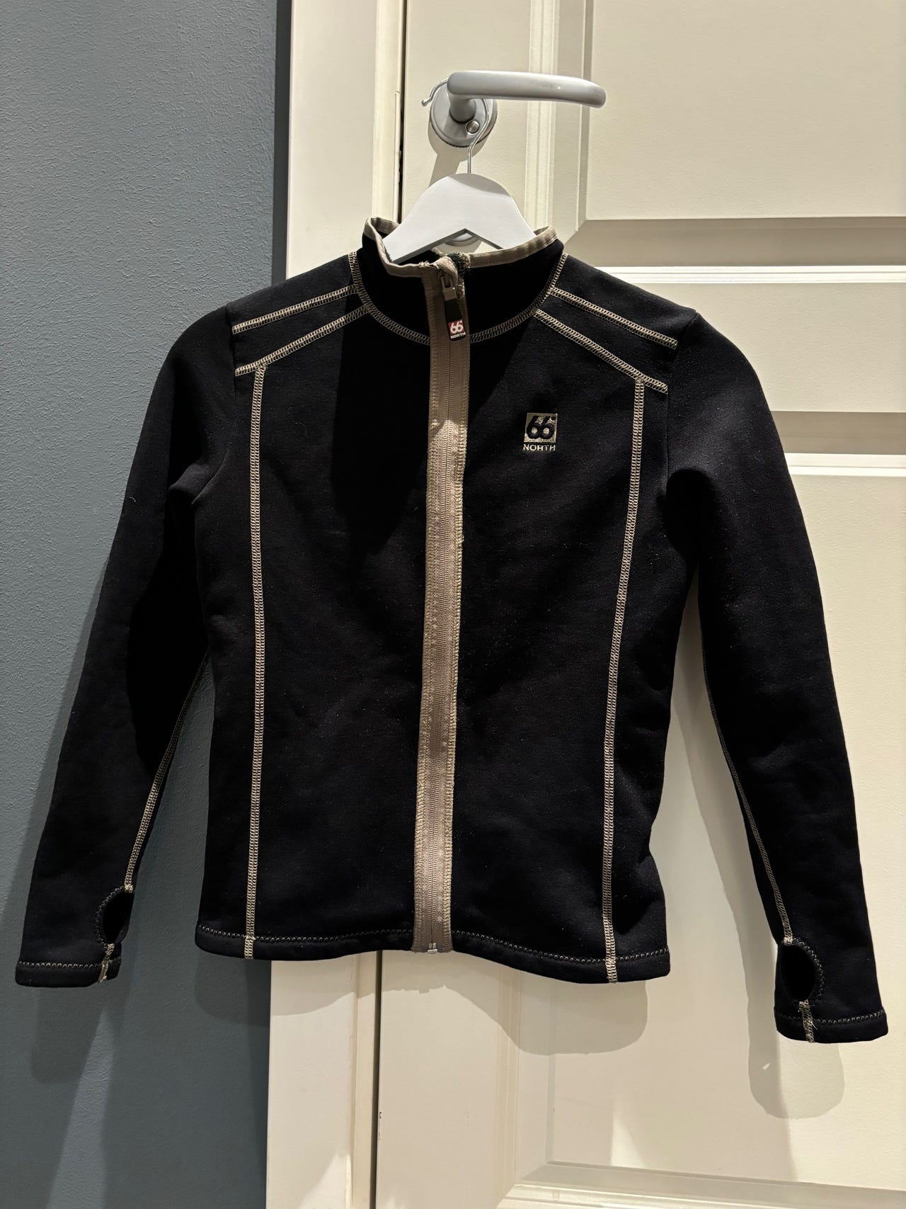 Fleecejakke fra 66 North 140 (10 år) FINN-torget