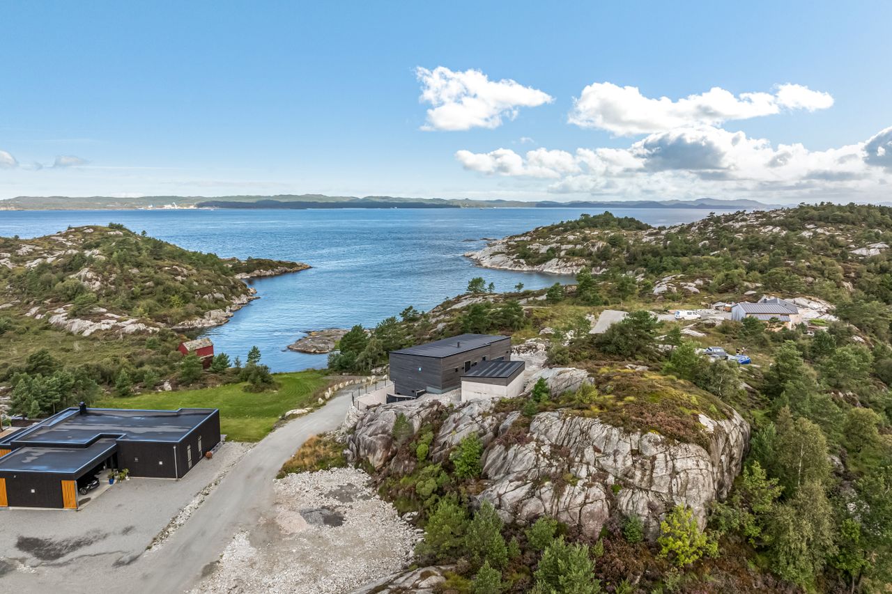 Tomter ved badestrand, inkl. båtplass i båthavn – Kvitaneset Sveio