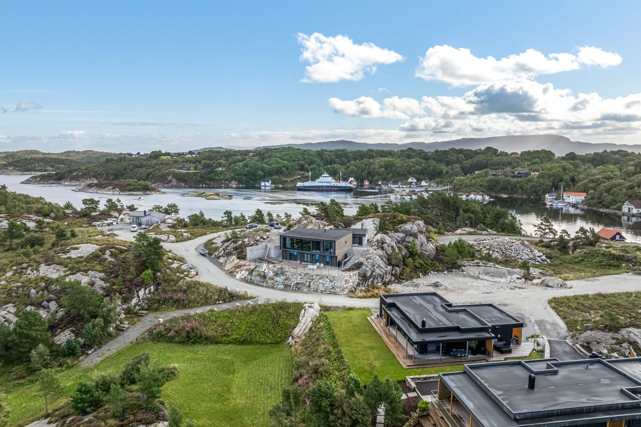 Tomter ved badestrand, inkl. båtplass i båthavn – Kvitaneset Sveio