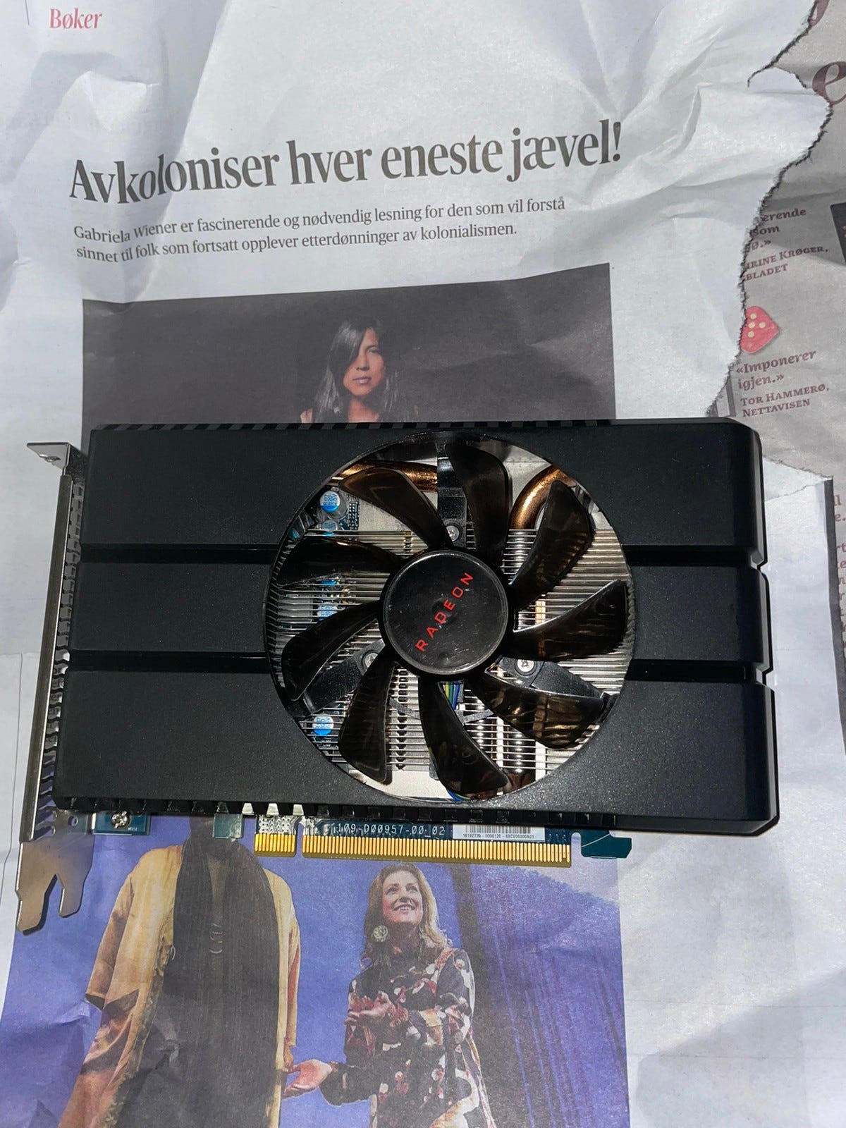 AMD Radeon Rx 580 grafikkort | FINN-torget