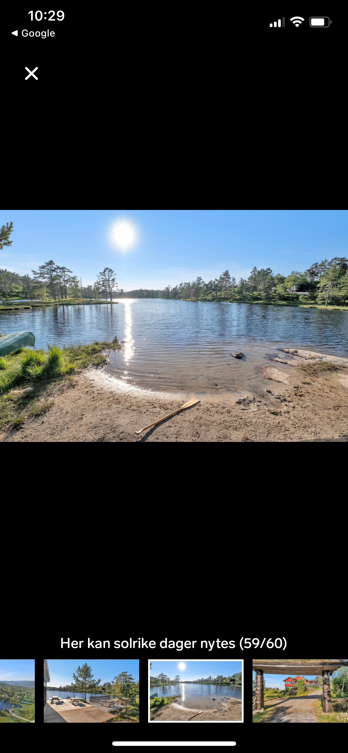 Badestrand, flytebrygge, kano, grill muligheter, sittebenker og sitteplasser under tak. 2 min i bil fra hytta til denne fantastiske plassen. Et eldorado for hele familien, hele plassen kan benyttes under oppholdet pĂĽ hytta. Galleribilde