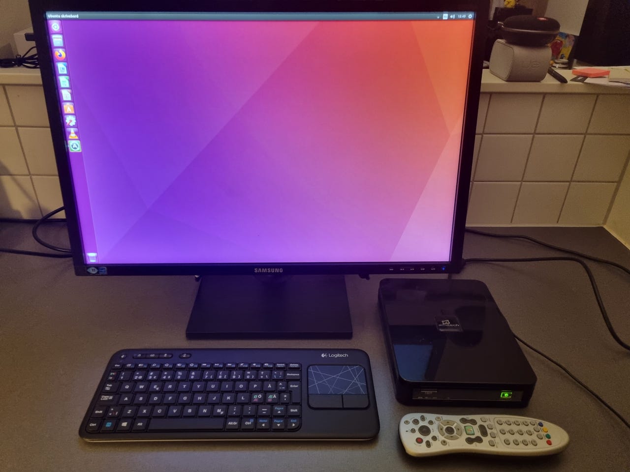 Gammel medie-pc med mange rare kontakter | FINN-torget