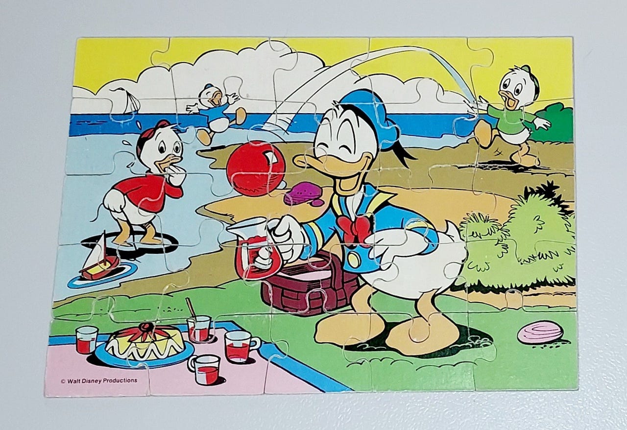 VINTAGE WALT DISNEY.LITE DONALD DUCK PUZZLE.25 PIECES. | FINN-torget