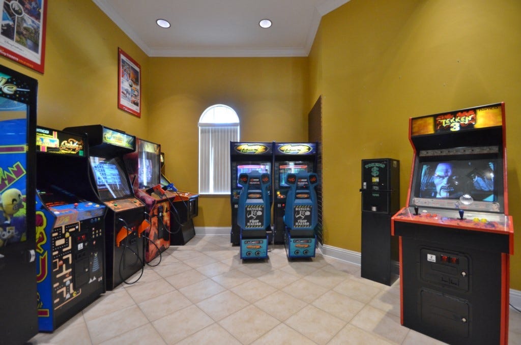 Gamesrom i klubbhuset Galleribilde