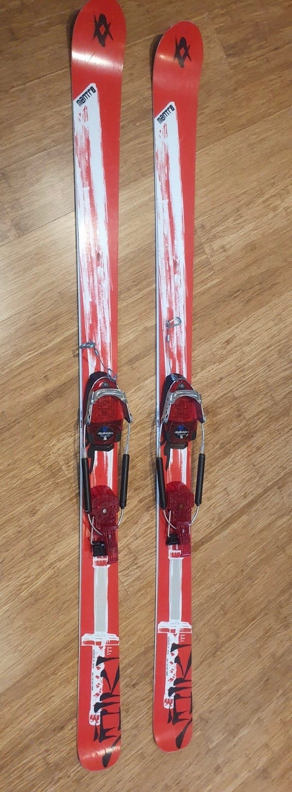Völkl Mantra 177 cm lange med Rottefella Cobra binding telemark Völkl Mantra 177 cm lange med Rottefella Cobra binding telemark