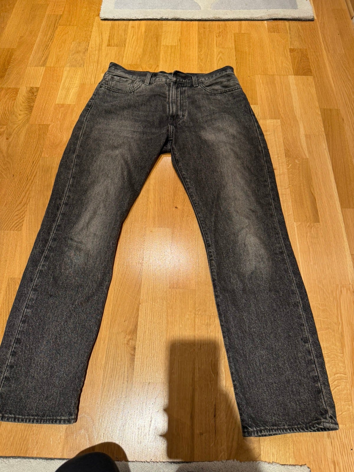 Levi's 551Z authentic straight jeans FINN-torget