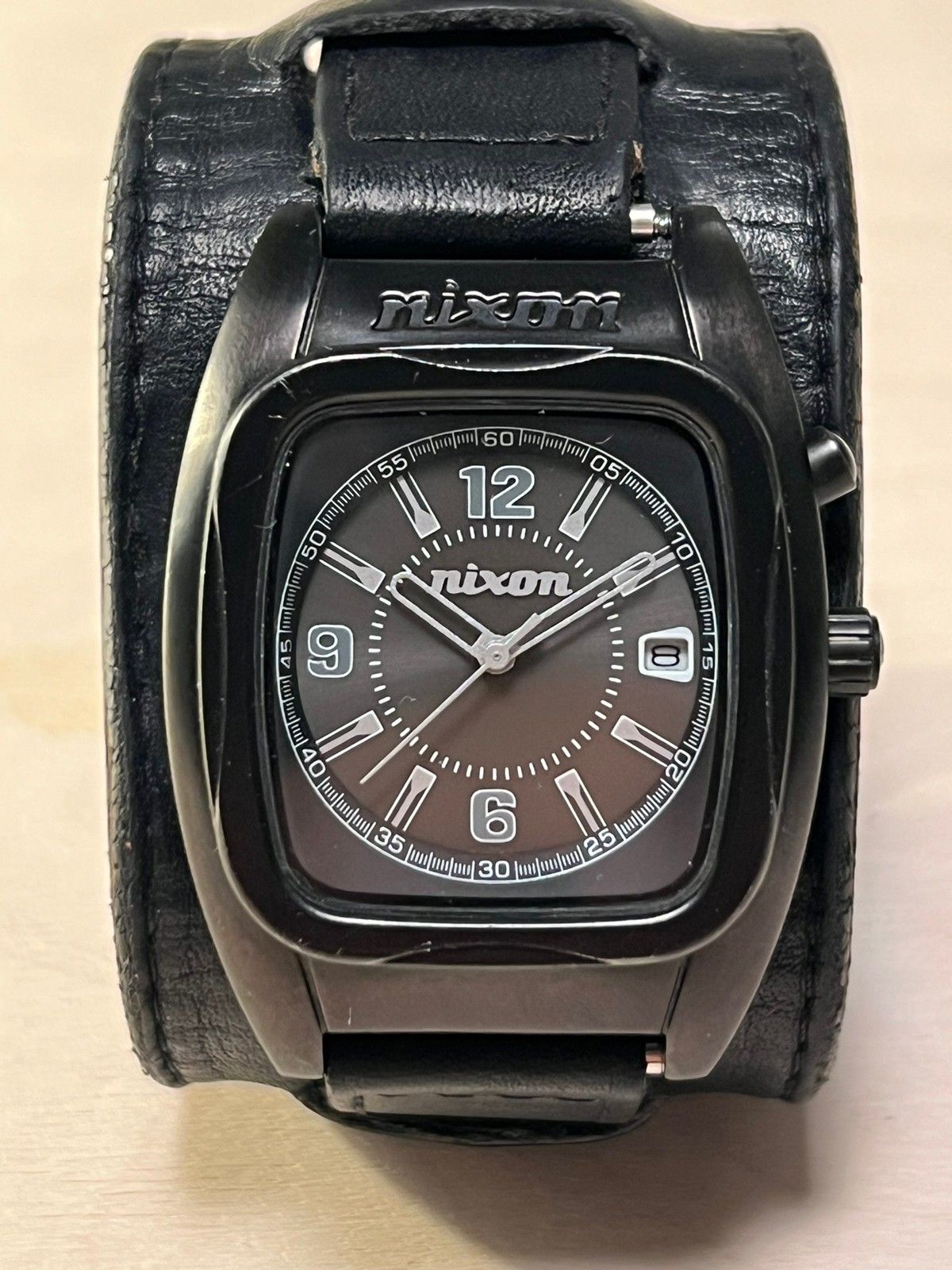 Nixon rocker hot sale